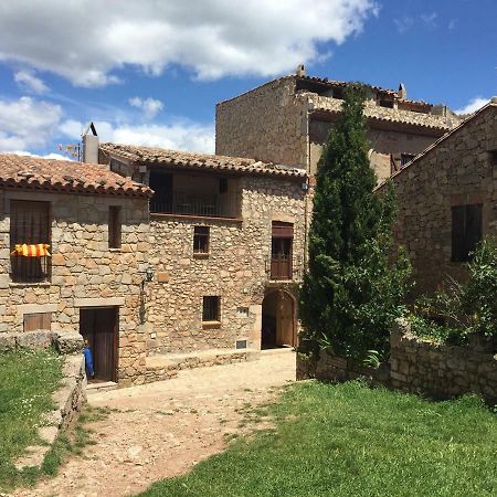 Can Font Guest House Siurana  Bagian luar foto