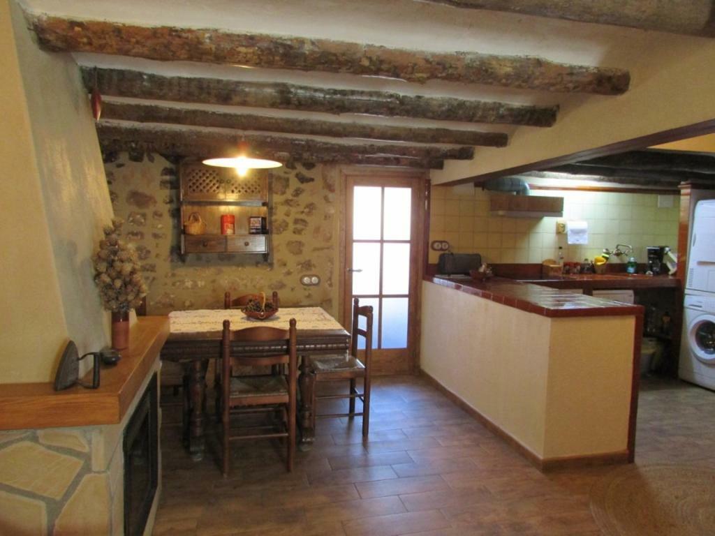 Can Font Guest House Siurana  Bagian luar foto